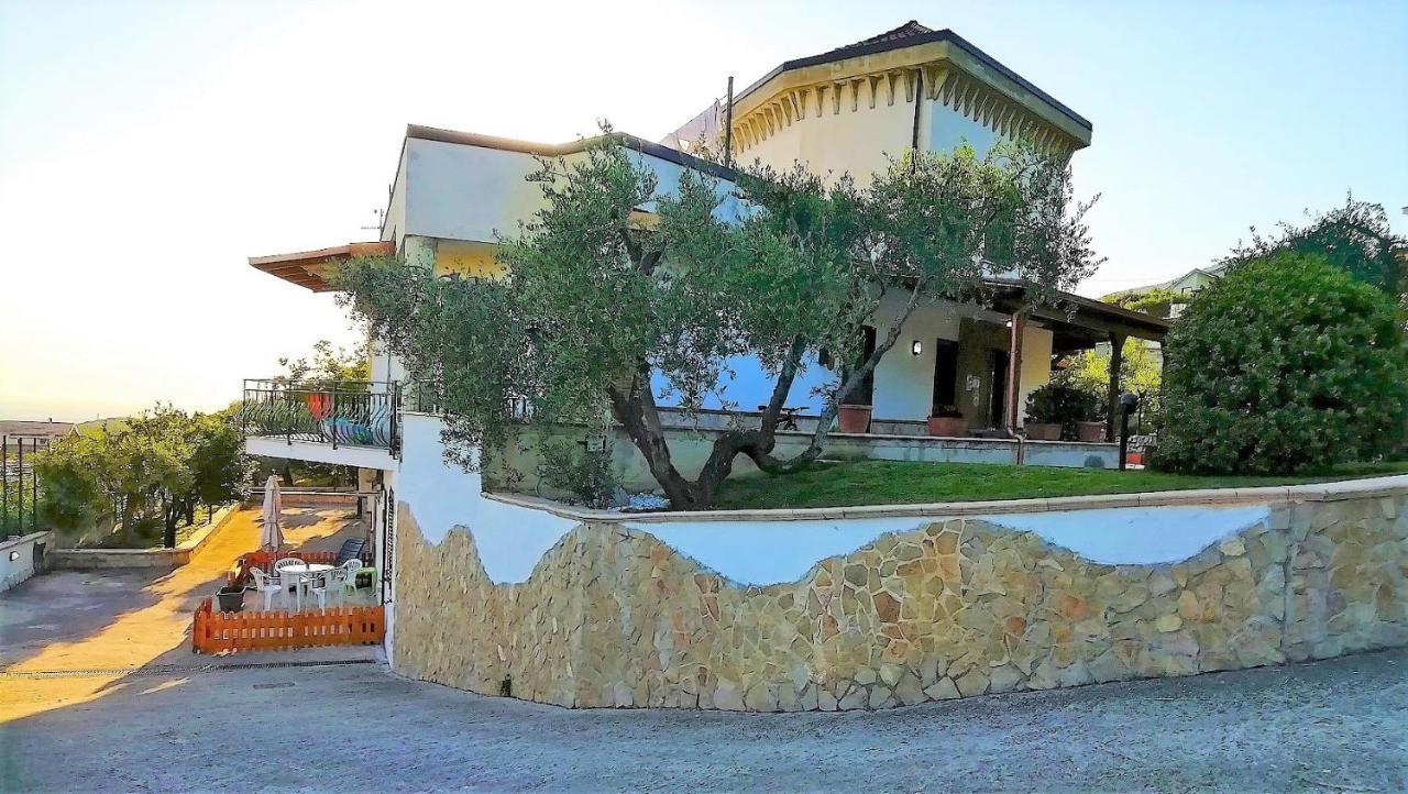 B&B Maison Villa Vittorio Avella Exterior foto